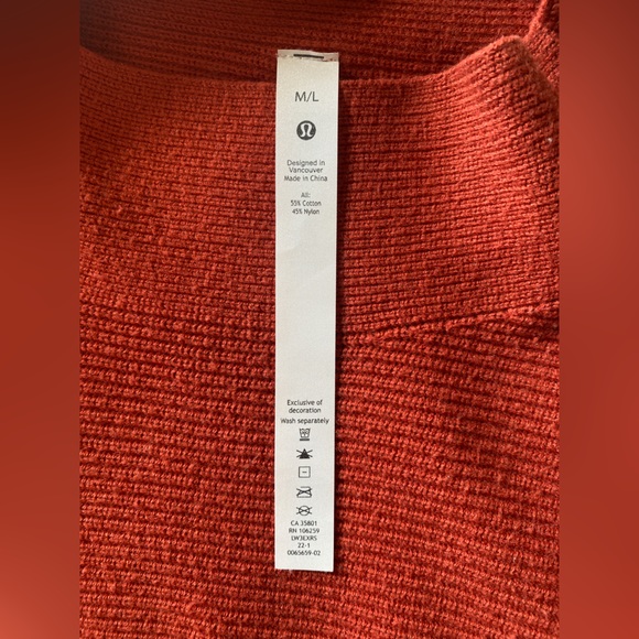 Lululemon Boxy Cotton-Blend Sweater - Picture 10 of 11
